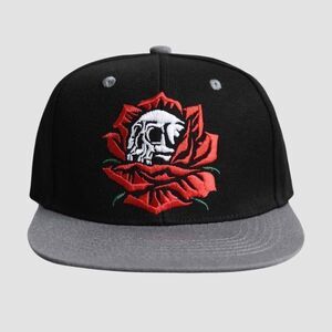 New SKULL BLOOM SNAPBACK NWT